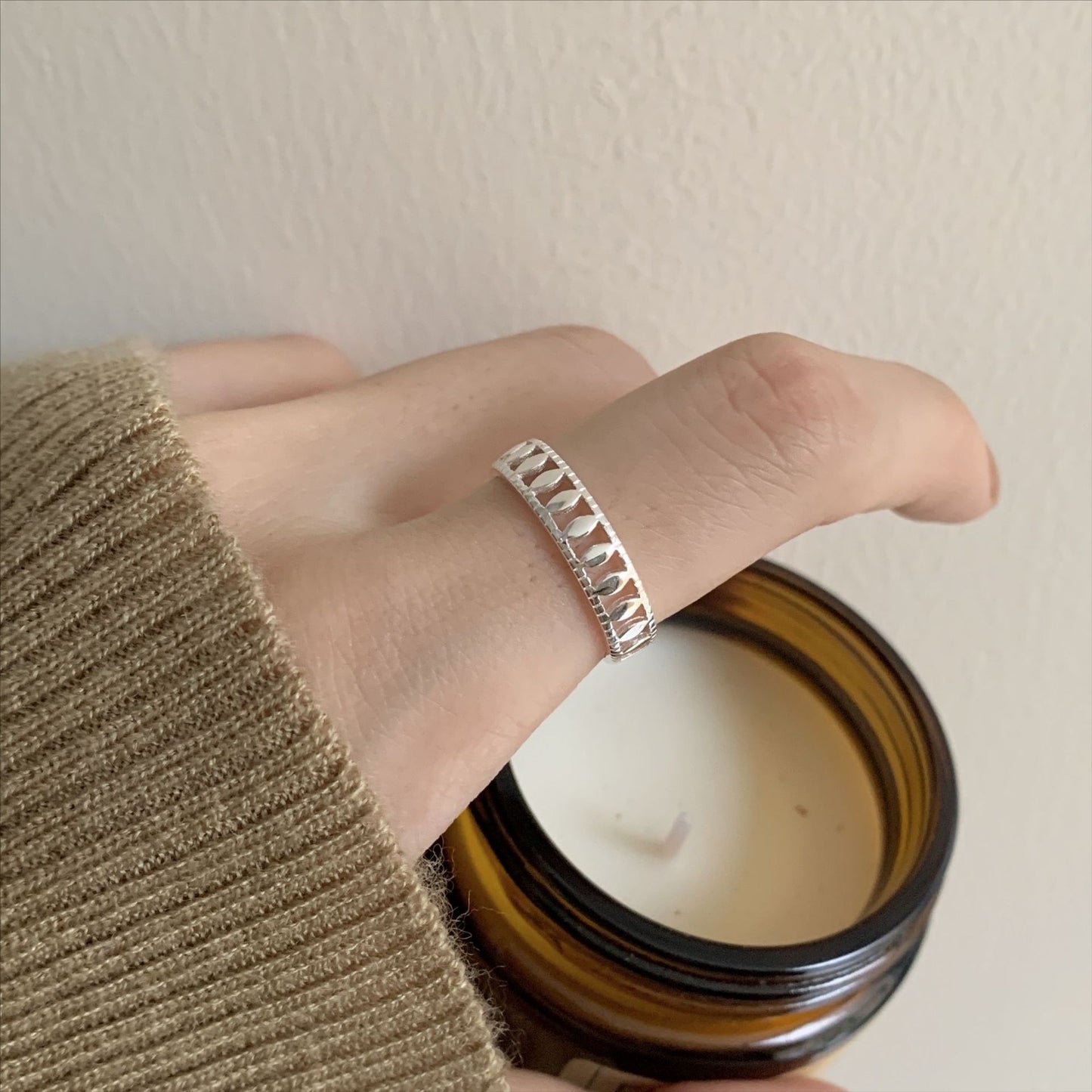 Minimalist Sweet 925 Sterling Silver Oval Geometric Hollow Open Ring for Women