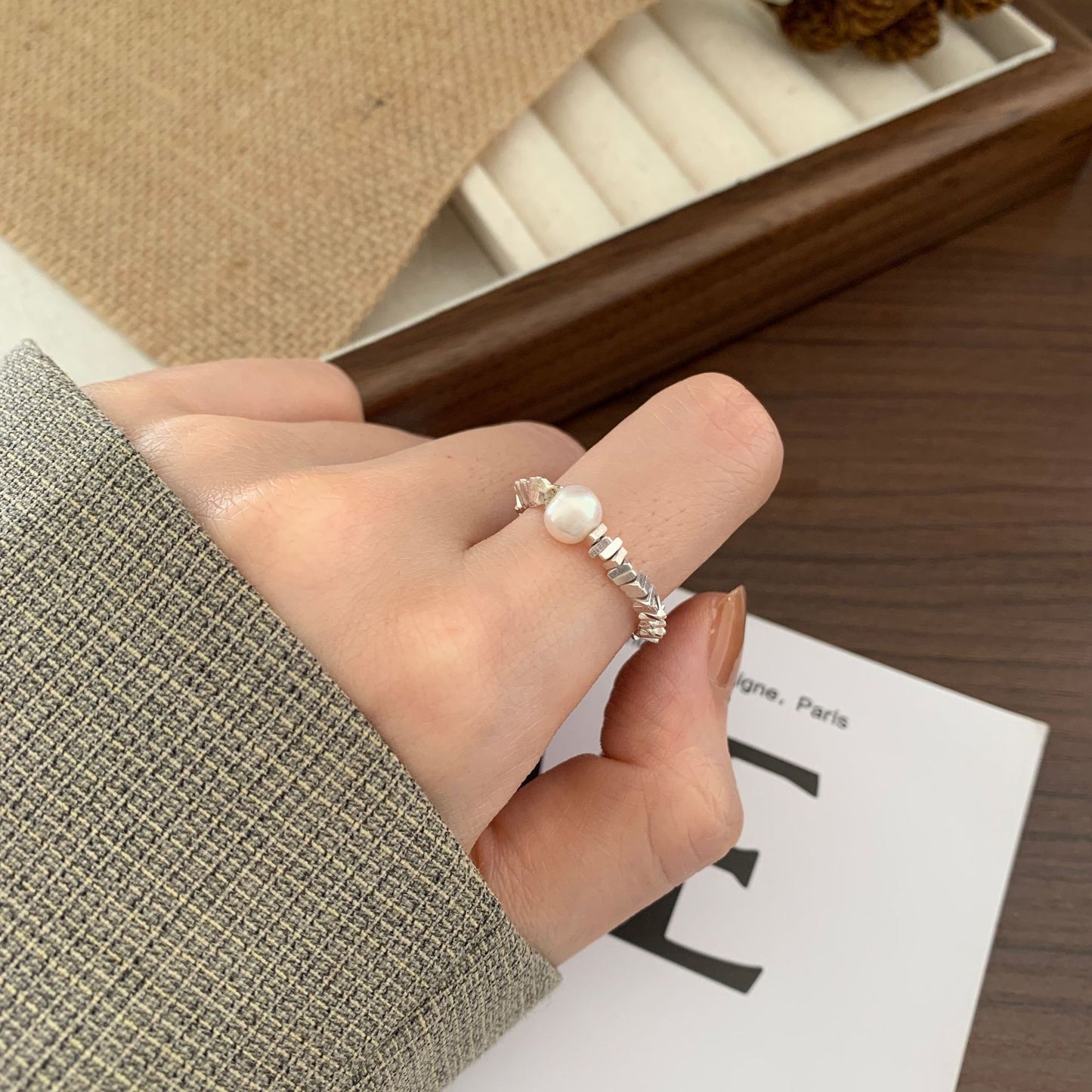 Minimalist Heart-Shaped 925 Sterling Silver Adjustable Ring with Faceted Square Beads and Pearl Accent