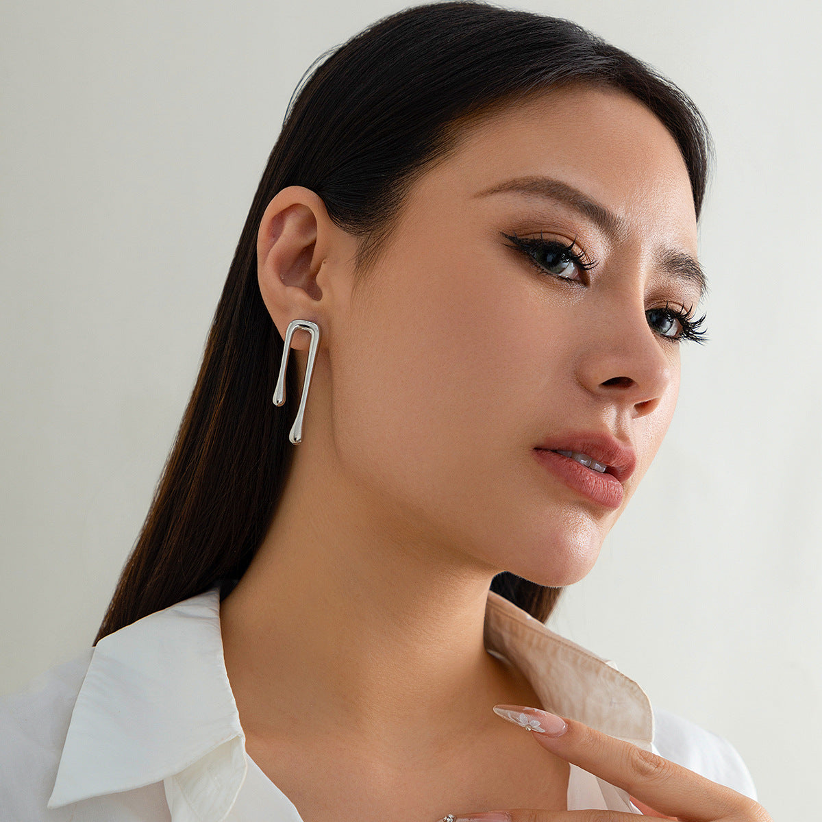 Minimalist Geometric Teardrop Zinc Alloy Plated Earrings for Women