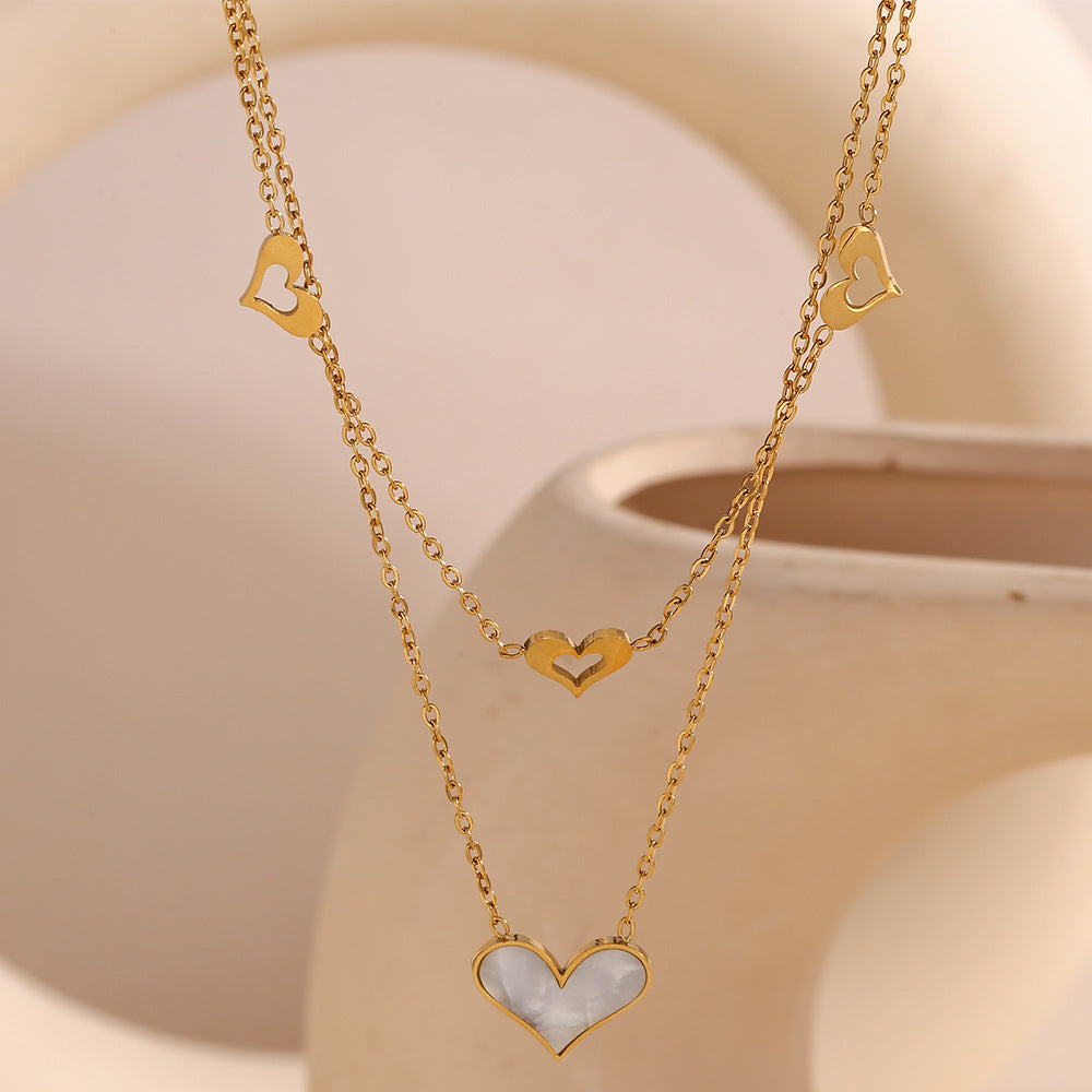 Collana da donna alla moda con ciondolo a cuore in acciaio inossidabile placcato oro 18 carati