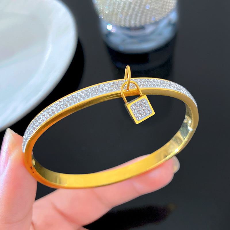 Luxury Elegant Geometric Lock Rhinestone Plated Titanium Steel Bracelet