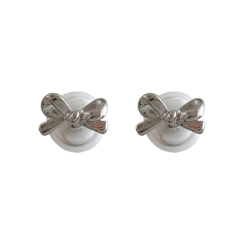 Pendientes elegantes de perlas con forma de lazo francés vintage con postes de acero chapado en oro para mujer