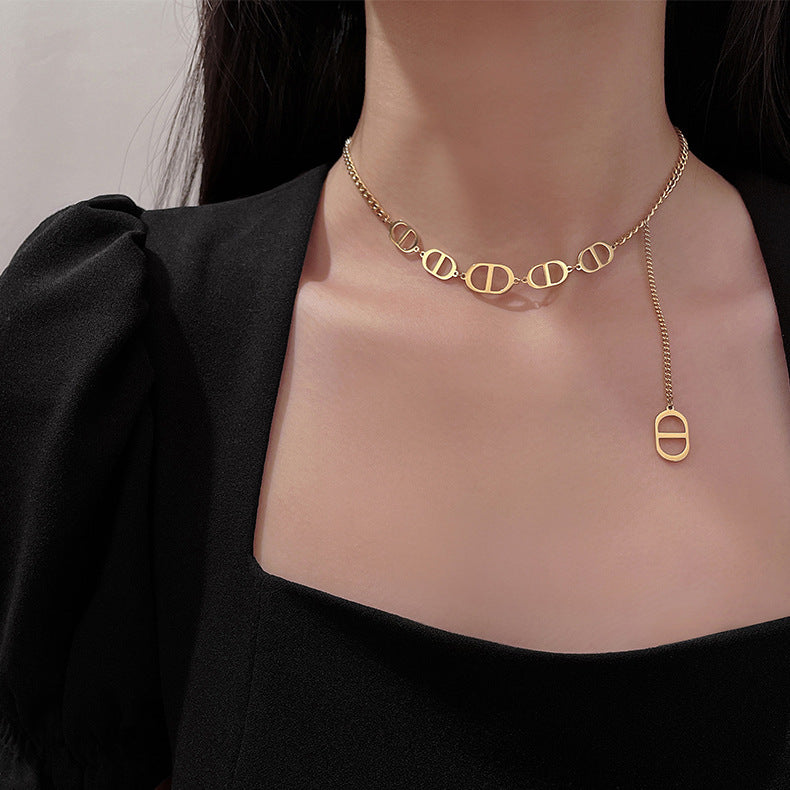 Minimalist Geometric Titanium Steel Necklace for Women with Vacuum Plated Finish and Cross Chain Design