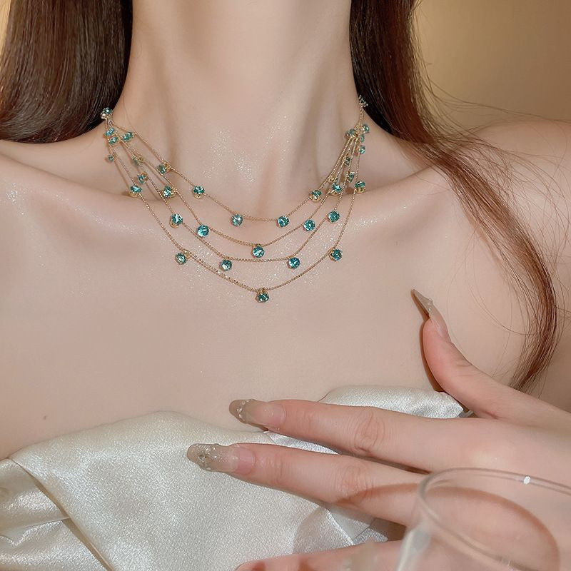 Elegante Collana Multistrato in Zirconi con Forma Geometrica da Donna, Catena alla Clavicola alla Moda con Dettagli Rotondi e Lineari, Gioielli Estivi