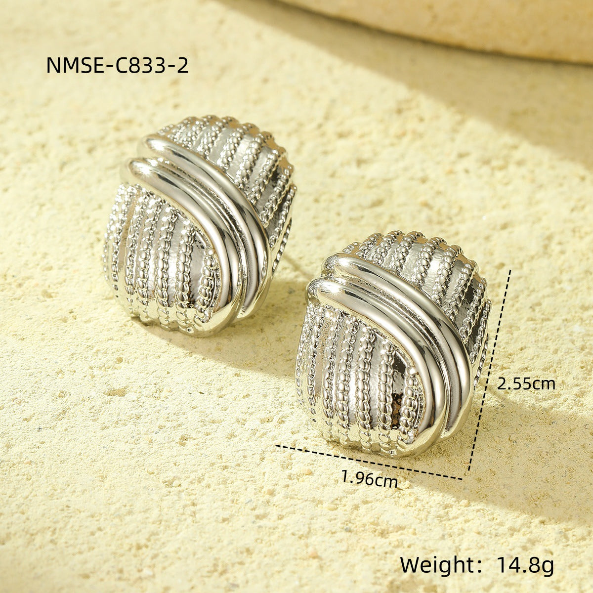 Orecchini da donna quadrati geometrici testurizzati in acciaio inossidabile placcato oro 18K, stile vintage