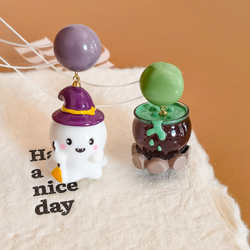 Lindos pendientes de resina con forma de fantasma para mujer con diseño de personaje de dibujos animados en estilo estético dulce