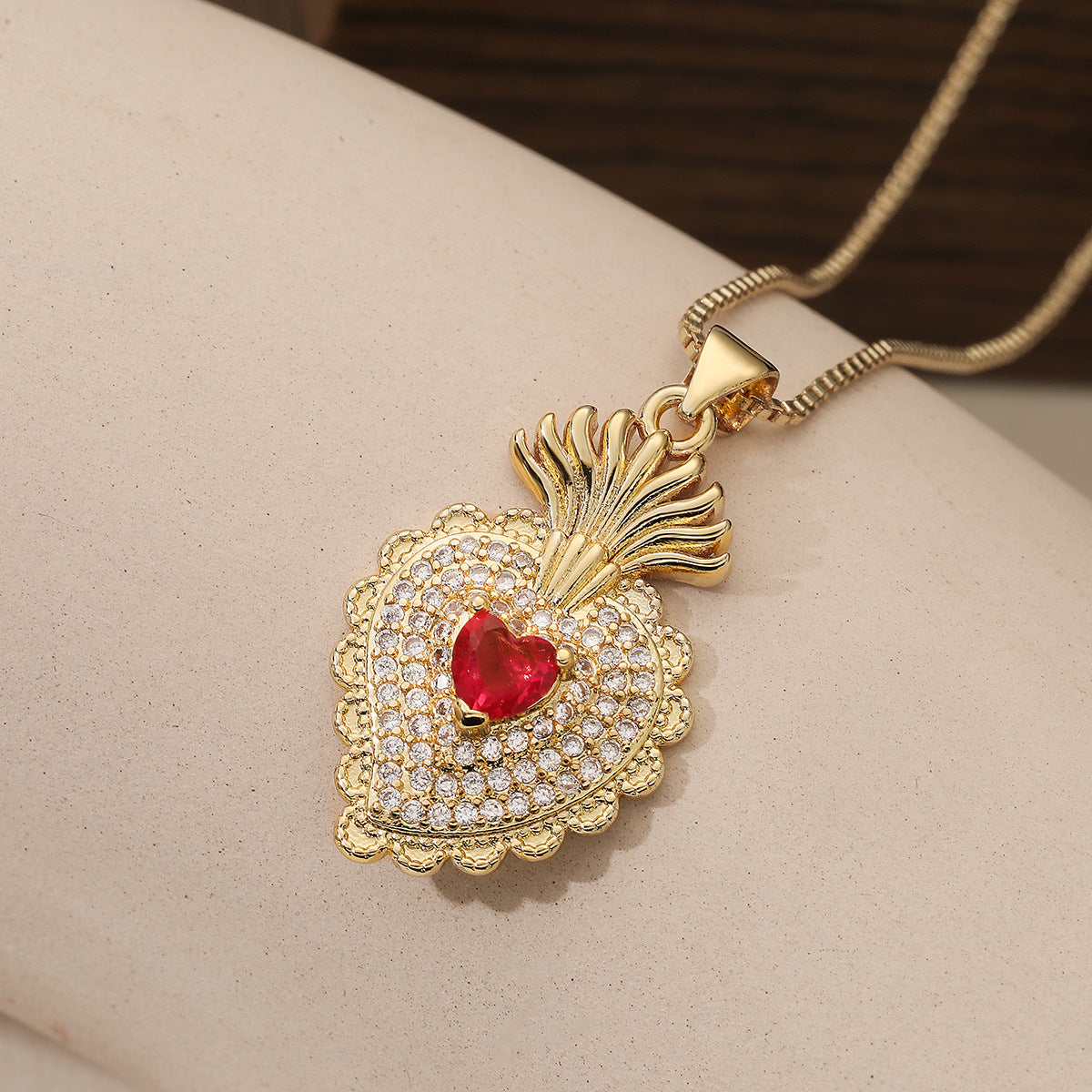 Minimalist Vintage 18K Gold Plated Geometric Heart Cubic Zirconia Pendant Necklace