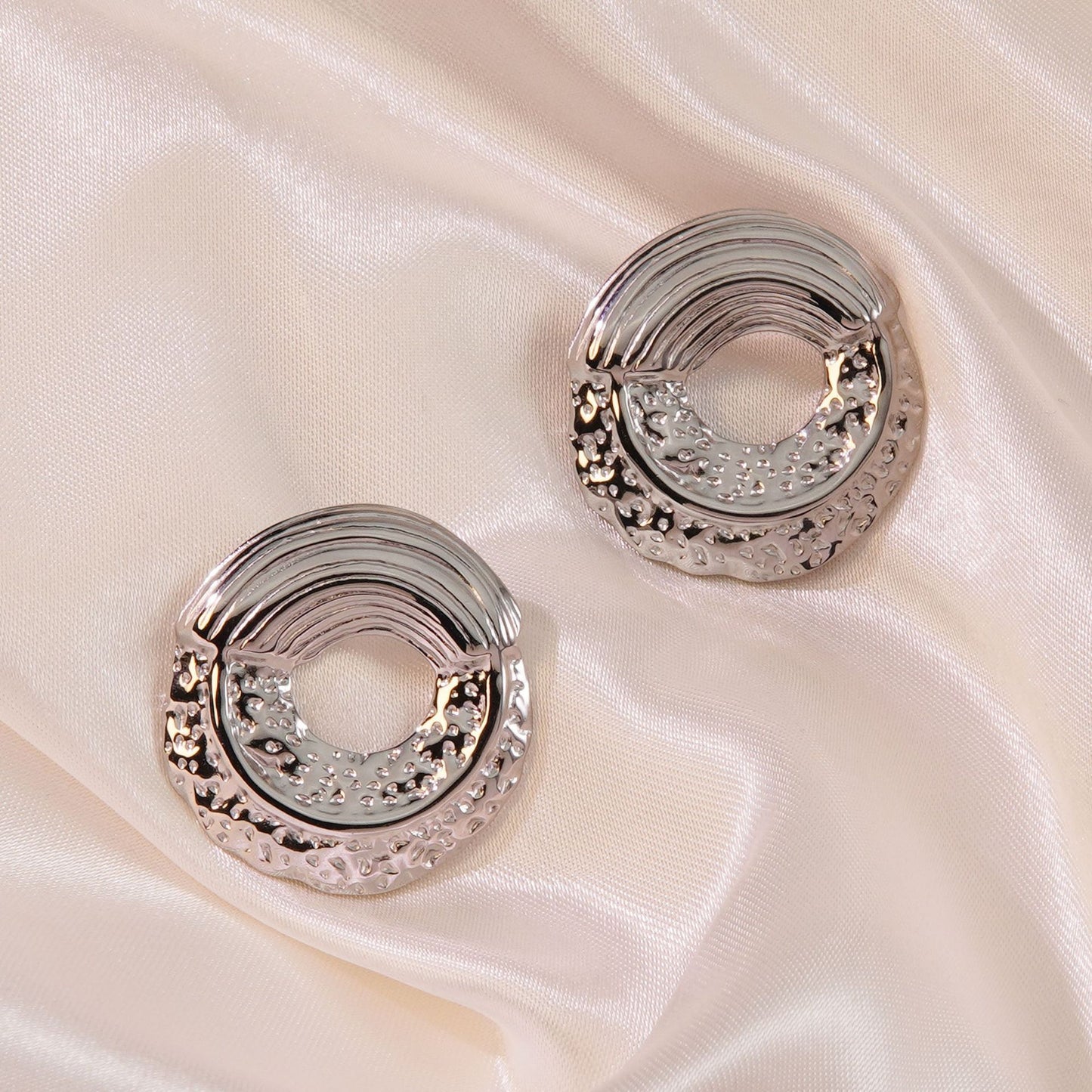Sweet Streetwear Round Geometric Stamped Stainless Steel Earrings