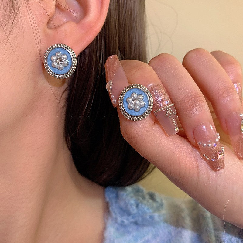 Pendientes florales delicados con postes de plata, broqueles de cobre galvanizado con borlas fluidas, estética fresca y dulce para mujeres