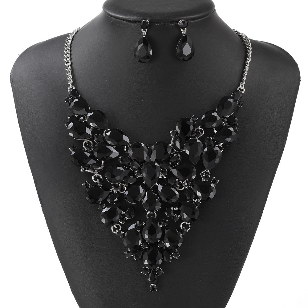 Vintage Asymmetrical Teardrop-Shaped Alloy Necklace Set with Rhinestone Inlay and Plated Finish for Women