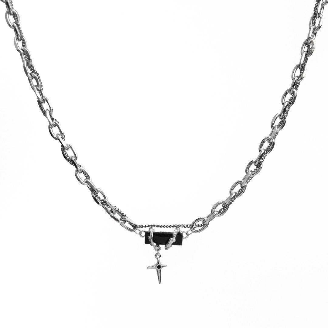 Collana a catena girocollo minimalista a forma di U in acciaio al titanio con finitura galvanica per uomo e donna, ispirata allo stile hip-hop