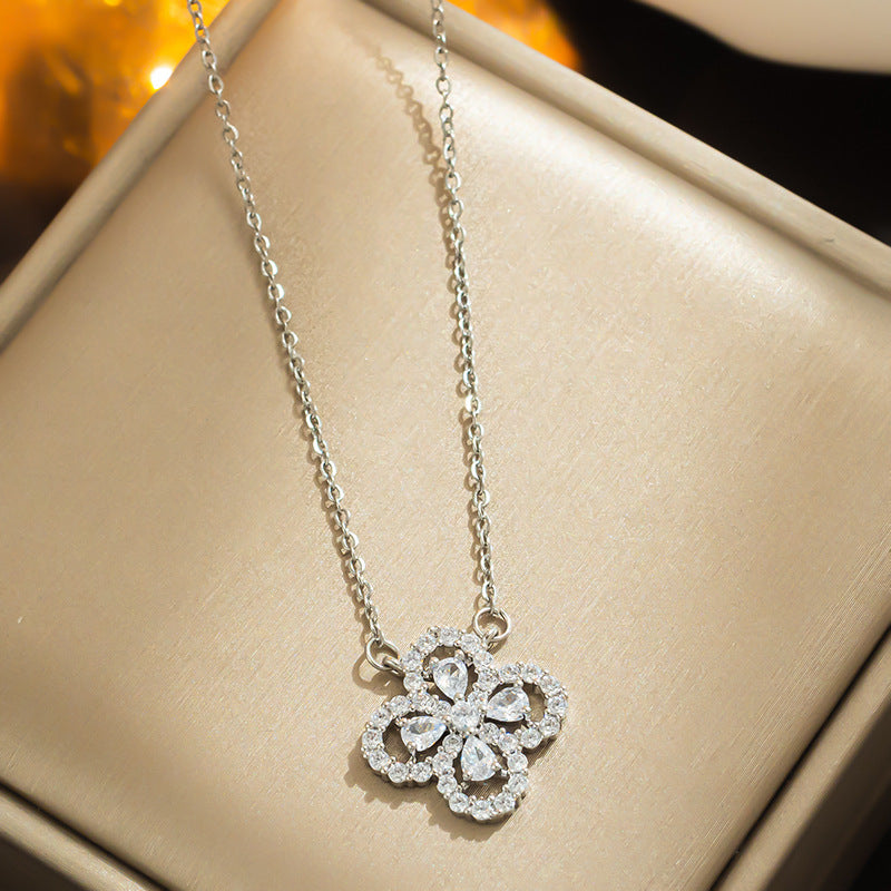 Minimalist Four-Leaf Clover Pendant Necklace in Titanium Steel with Zircon Inlay on O-Chain for Women