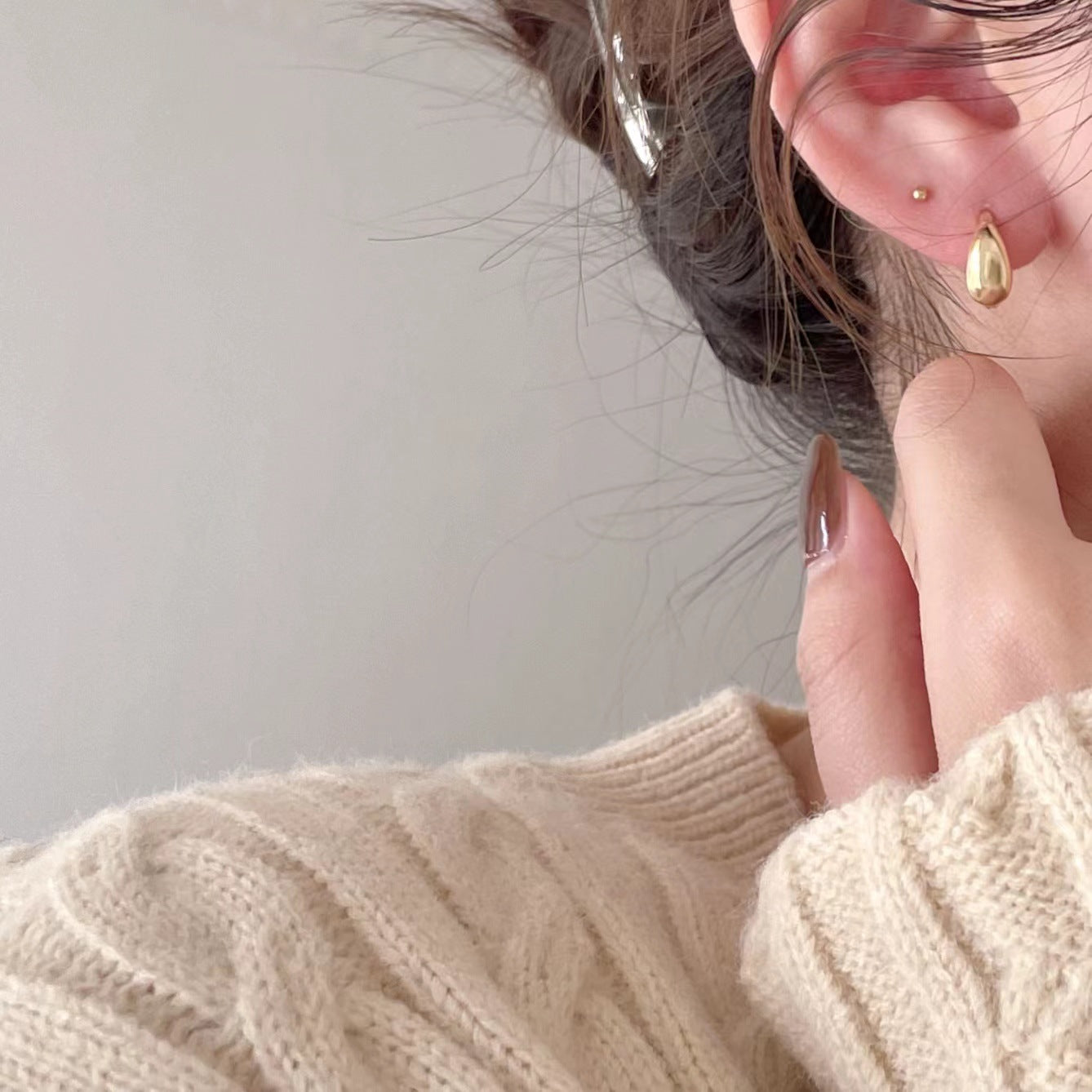 Pendientes de aro rústicos con forma de estrella, de plata de ley 925, hechos a mano con delicado detalle de gota