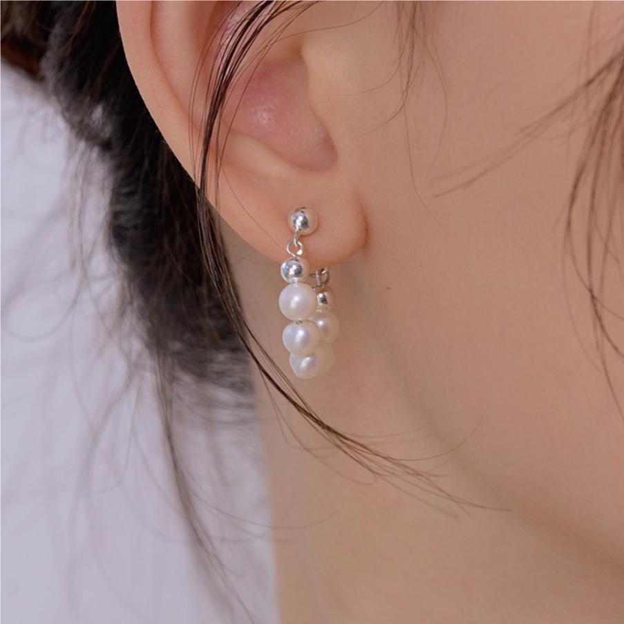Sweet Minimalist Geometric Pearl Drop Earrings in 925 Sterling Silver with Pearl Inlay