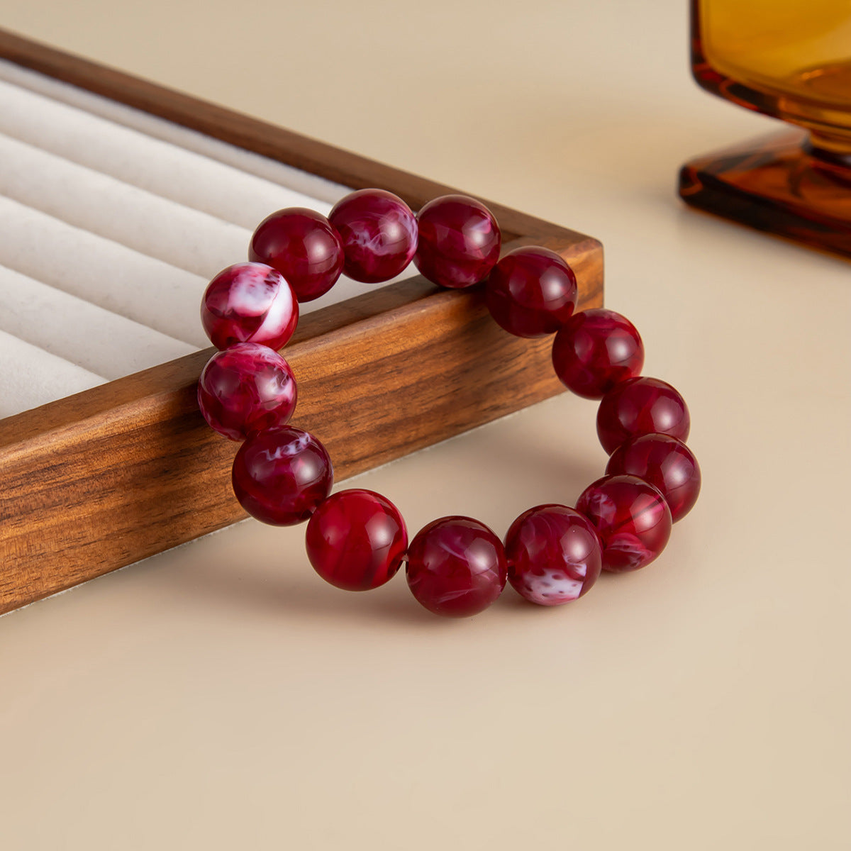 Minimalist Geometric Round Acrylic Beaded Necklace for Women