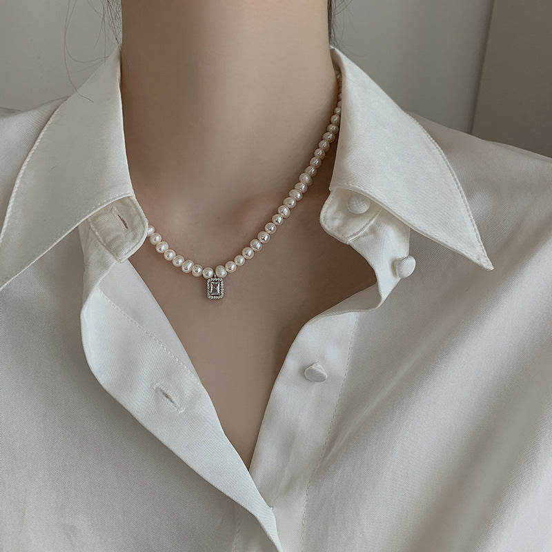 Minimalist Cold-Tone Pearl Pendant Necklace with Geometric Teardrop Charm on O-Chain for Women