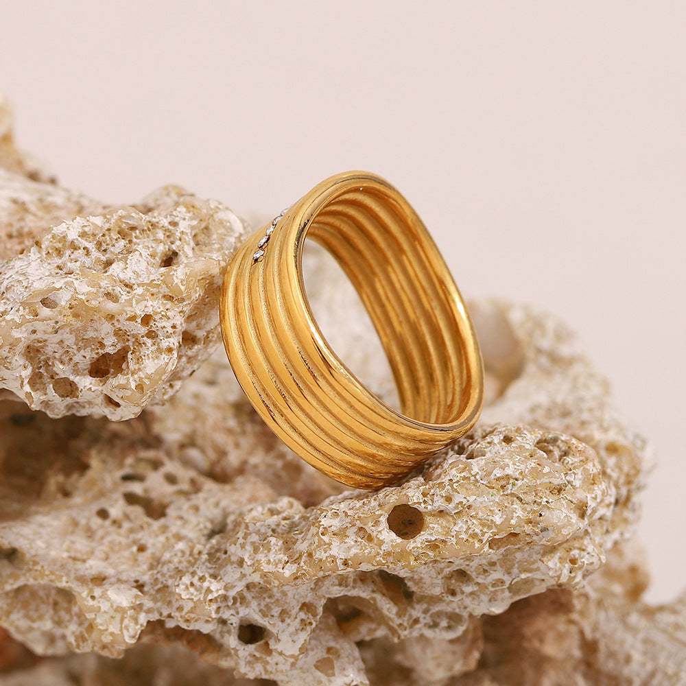 Fashionable Geometric Stainless Steel Ring with 18K Gold Plating for Women
