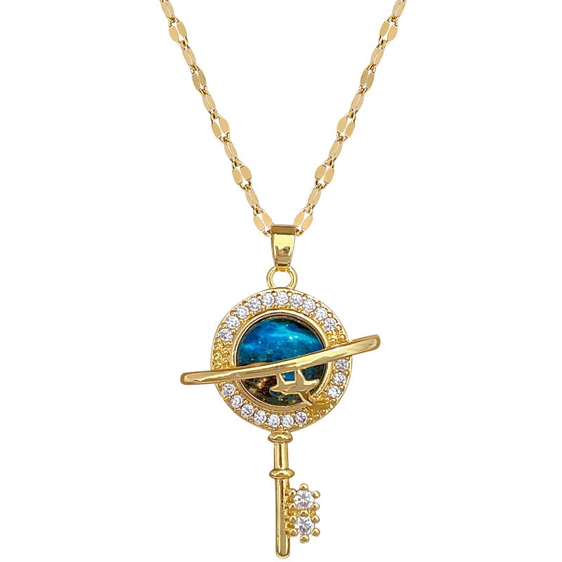 Collana con ciondolo a luna geometrico minimalista per uomo e donna, catena in acciaio inossidabile con strass.