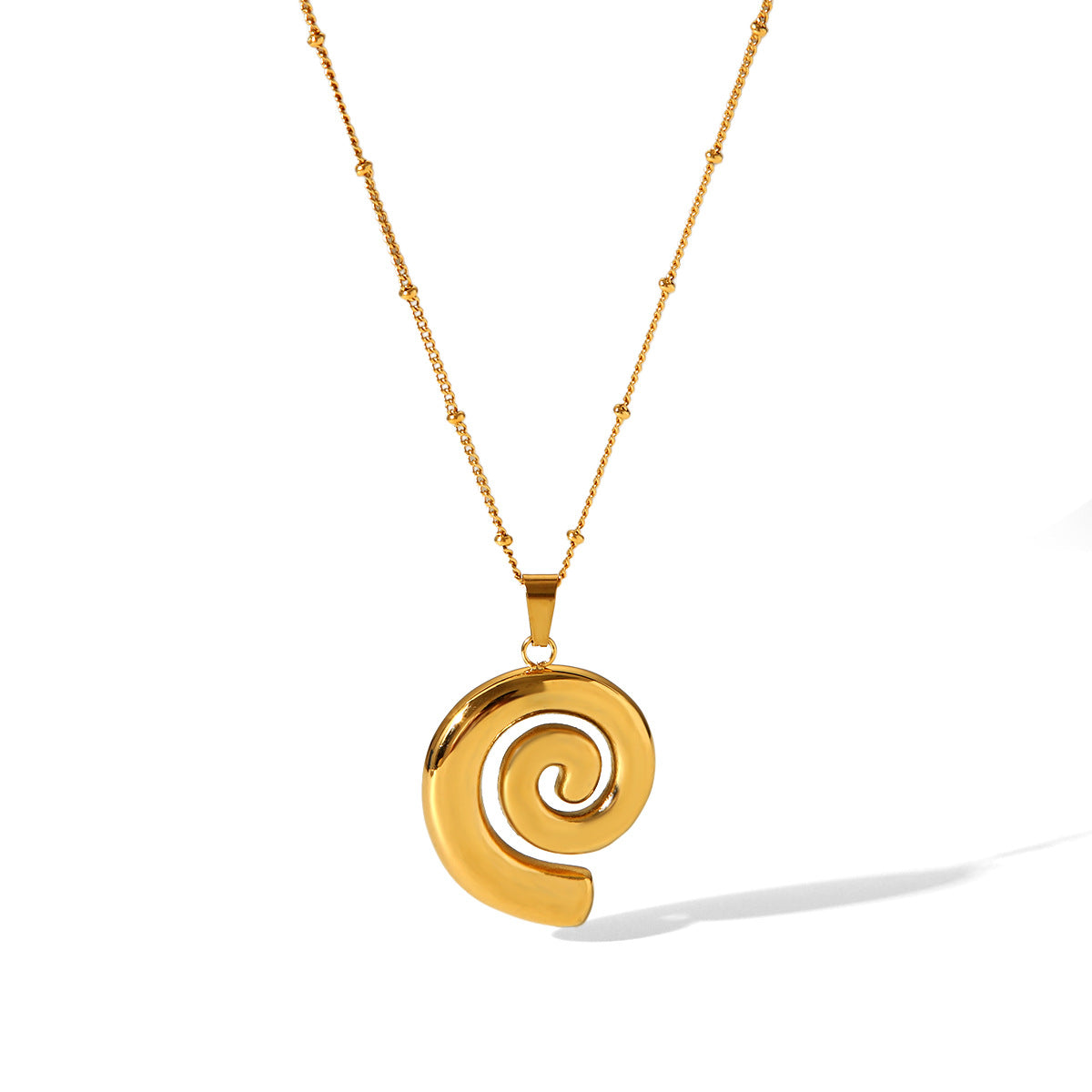 Collana con ciondolo a conchiglia in acciaio inossidabile placcato oro 18 carati minimalista con catena a perle rotonde geometriche da donna