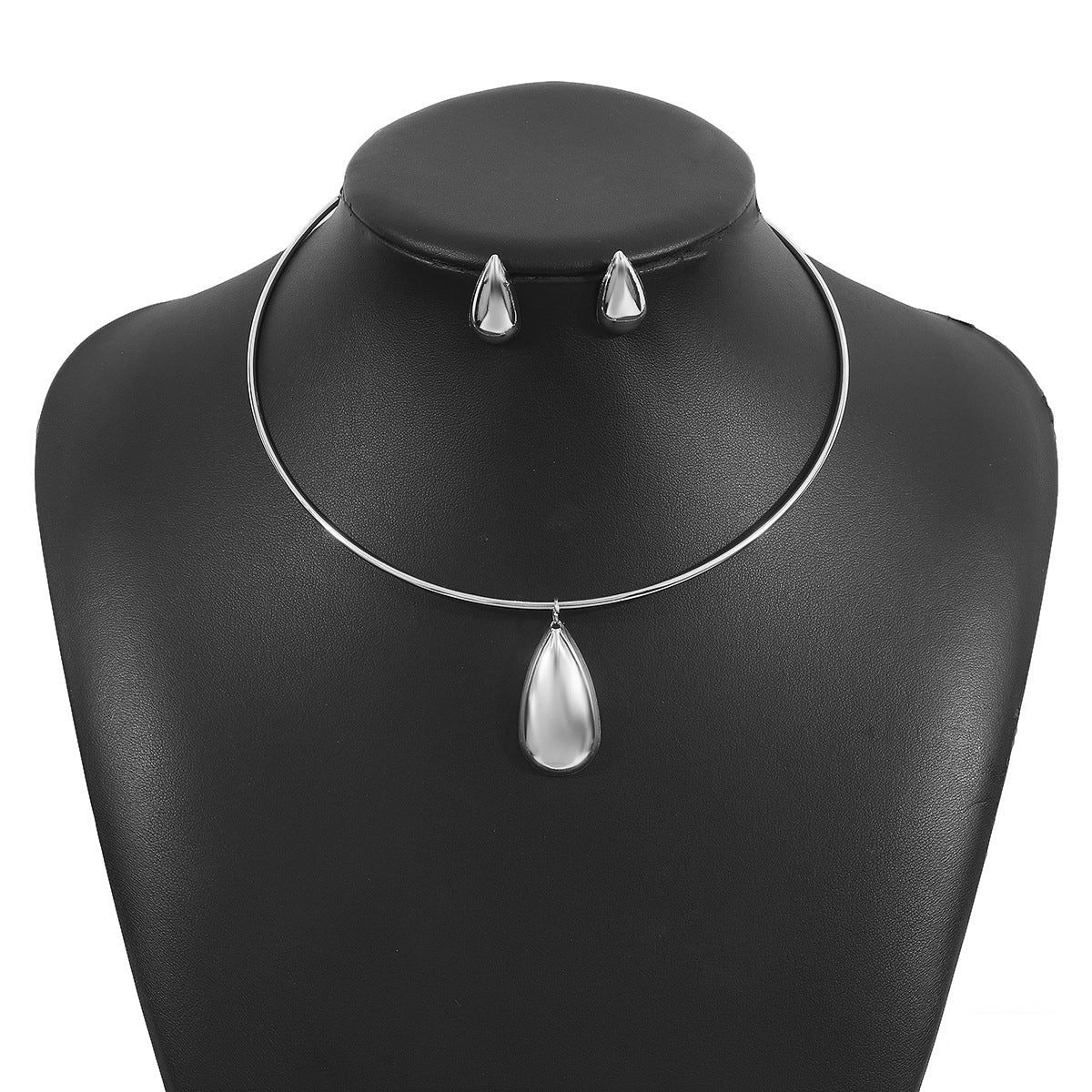 Collar minimalista geométrico colgante para mujer con colgante de aleación galvanizada en cadena estándar, estilo gargantilla de moda