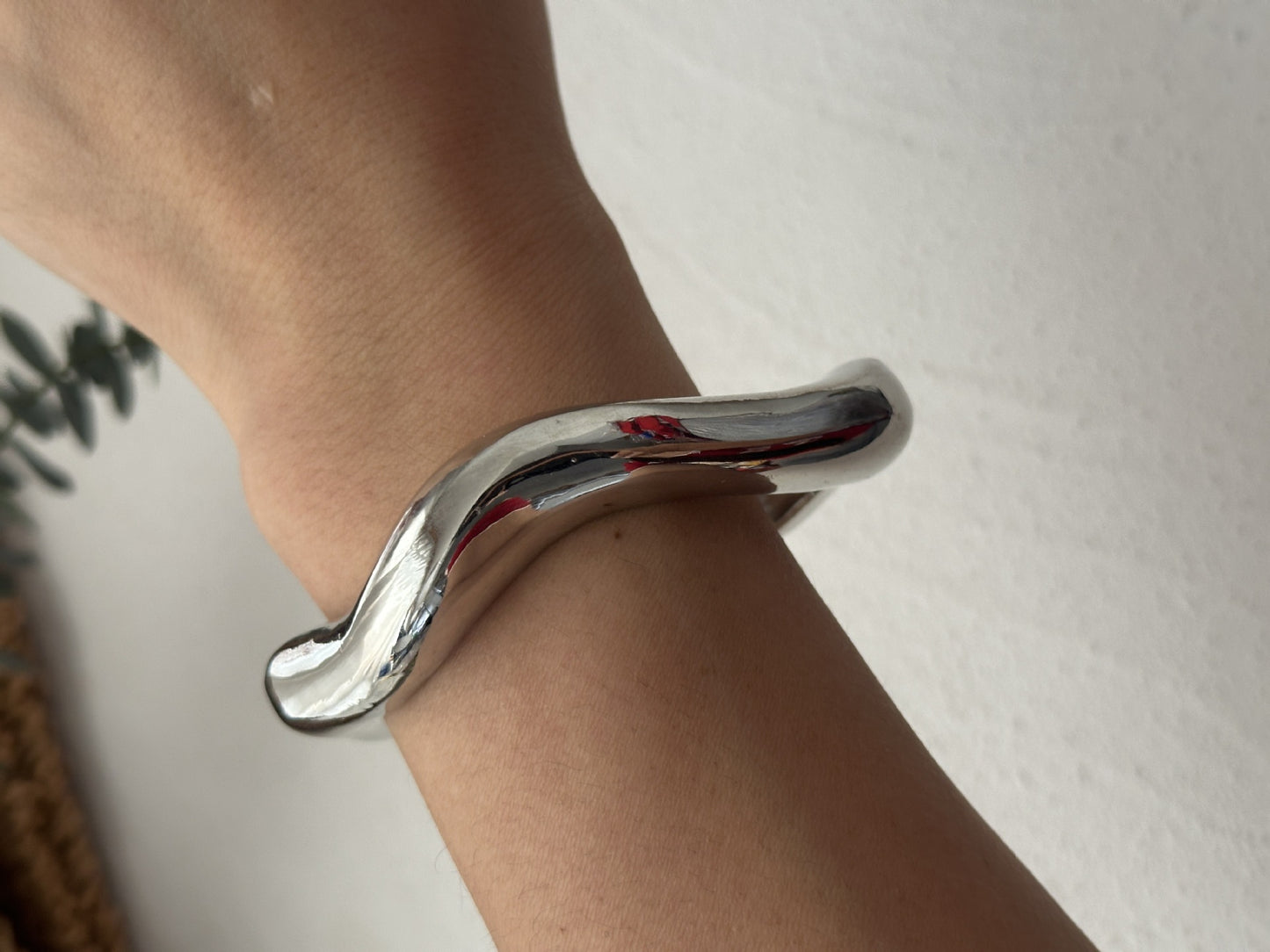 Casual Luxury Geometric Gradient Drip Oil Resin Bracelet