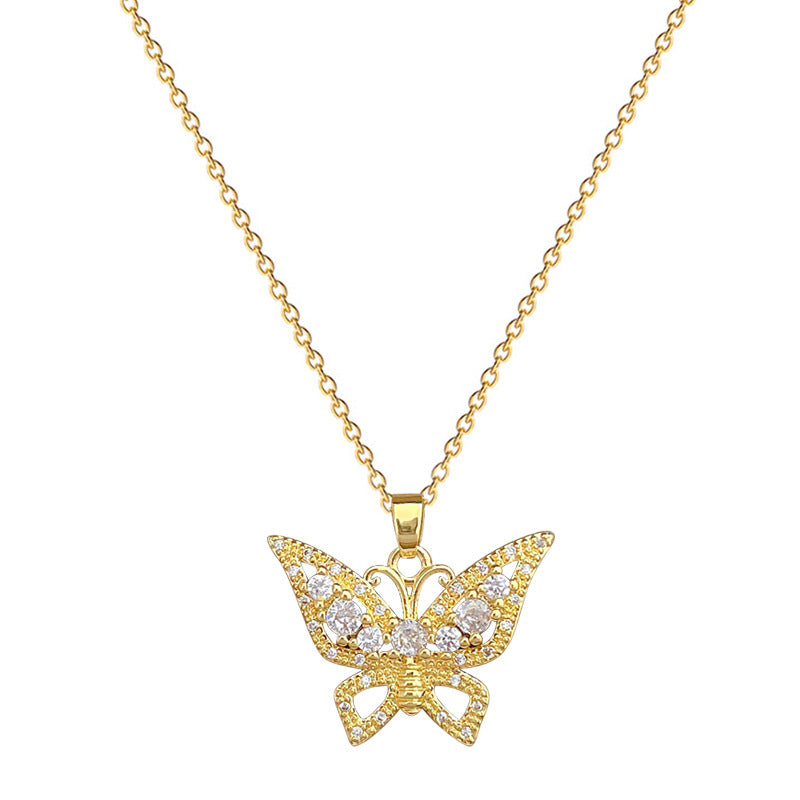 Collar colgante de mariposa minimalista para mujeres y hombres con diseño calado, cadena de acero de titanio, incrustaciones de diamantes de imitación, elegante collar de clavícula