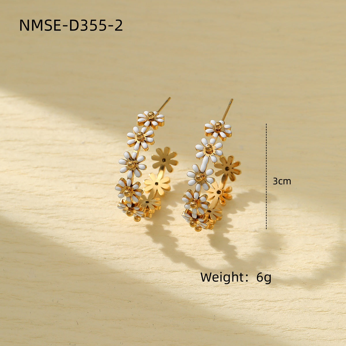 Pendientes de titanio con forma de C, diseño floral dulce, para mujer, con baño de acero inoxidable.