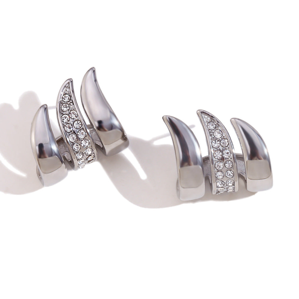 Orecchini a perno geometrici minimalisti in acciaio inossidabile con placcatura in oro 18K e dettagli in strass micro-pavé da donna
