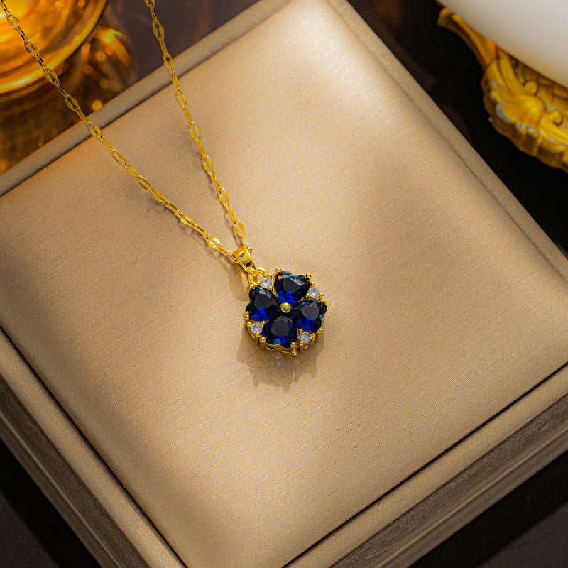 Luxury Style Four-Leaf Clover Pendant Necklace for Women in Titanium Steel with Rhinestone Inlay on Wavy Chain