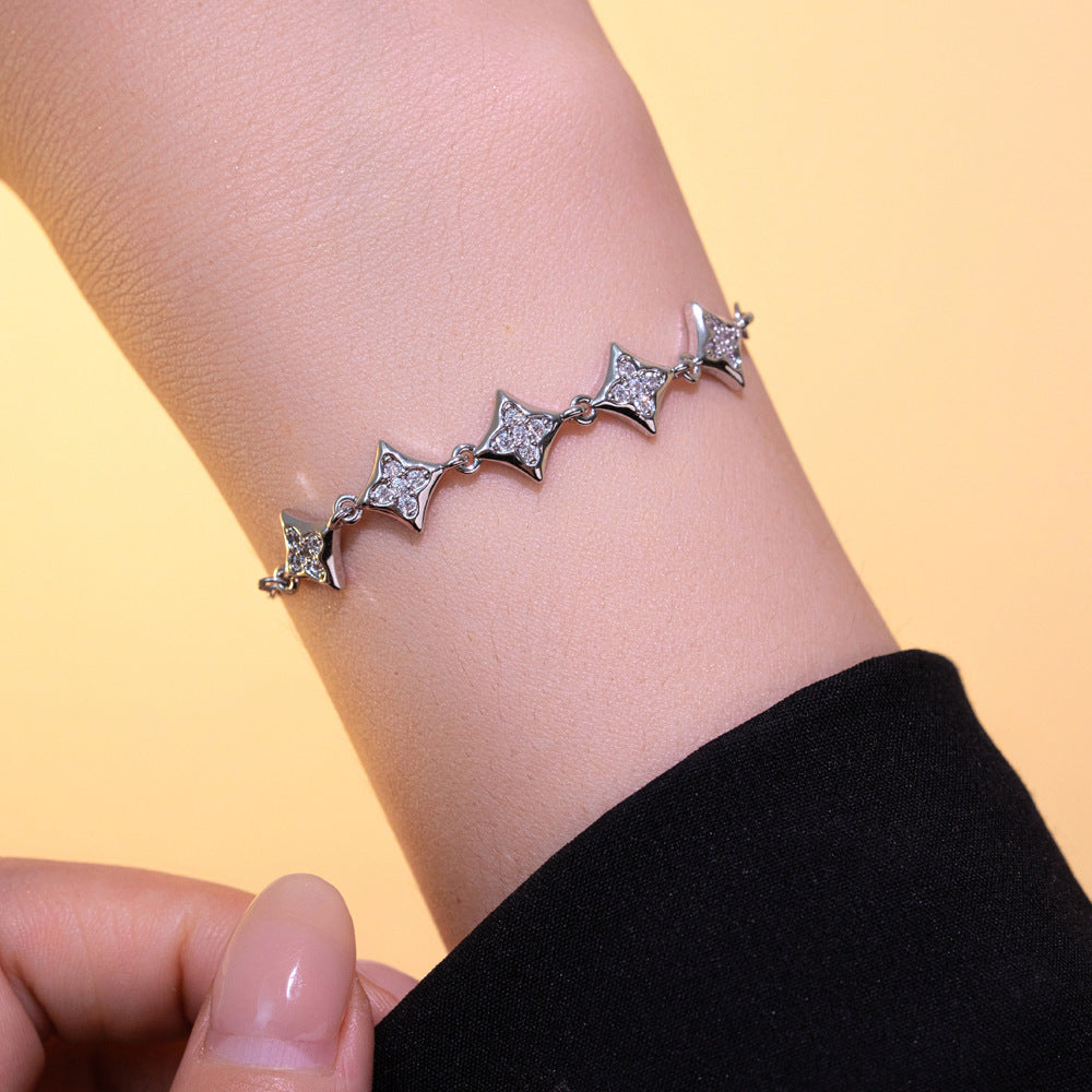 Elegante Bracciale da Donna in Acciaio al Titanio a Forma di Stella con Strass, Lusso, Ipoallergenico, Placcato Sottovuoto, Alla Moda e Versatile