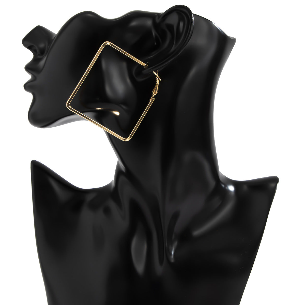 Orecchini a perno geometrici quadrati minimalisti in metallo da donna con design cavo e finitura galvanizzata