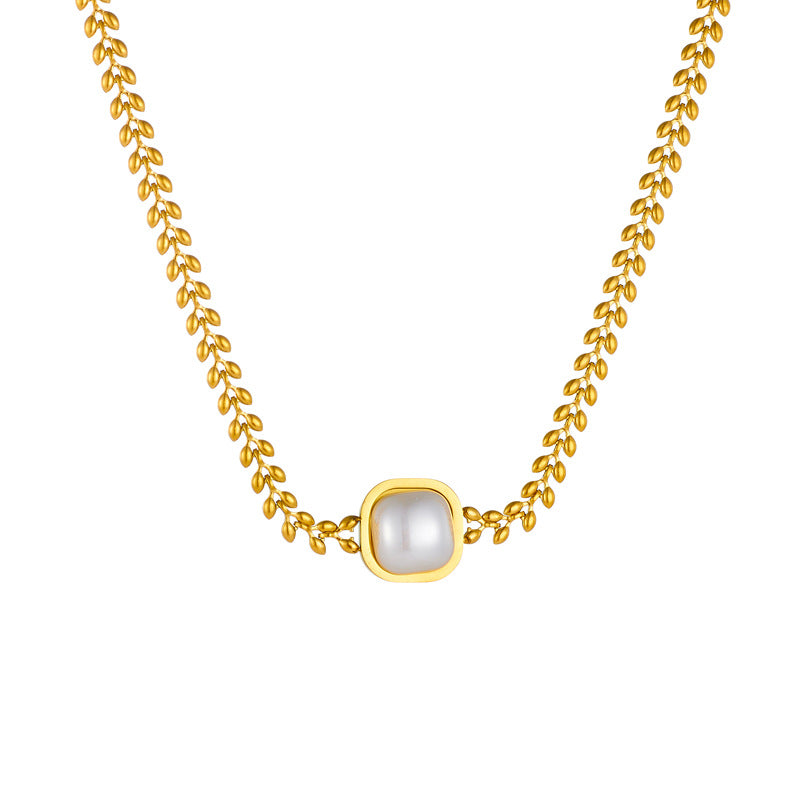 Collana di perle geometrica quadrata di lusso vintage in acciaio inossidabile placcato con catena a scatola