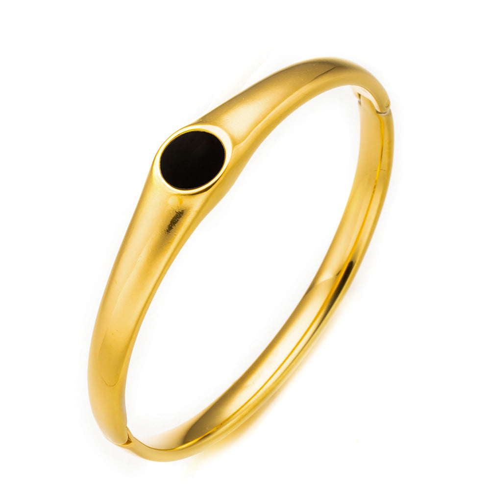 Vintage Minimalist Oval Stainless Steel Bracelet with Vacuum Plating for Hypoallergenic Wear