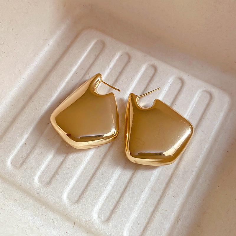 Orecchini a perno da donna minimalisti con forma geometrica irregolare, in metallo e perni in argento 925
