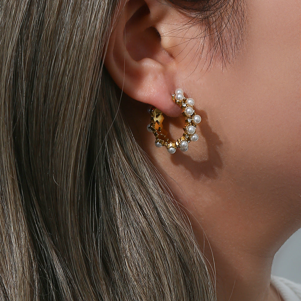 Orecchini alla moda, in acciaio inossidabile placcato oro 18 carati, design geometrico minimalista, cavi, con perle e zirconi incastonati
