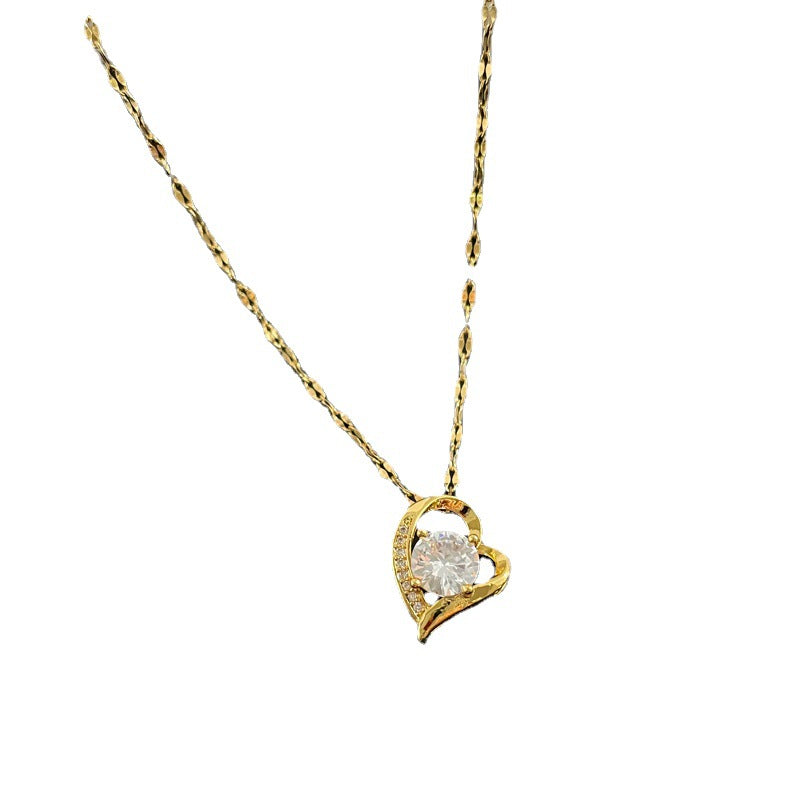 Sweet Fresh Heart Geometric Titanium Steel Lip Chain Necklace for Women with Rhinestone Inlay and Copper Pendant