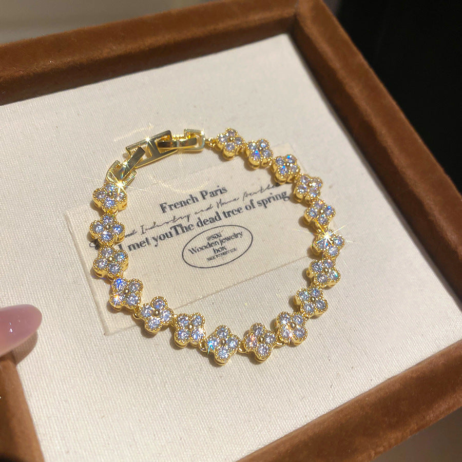 Elegant Floral Bracelet for Women with 18K Gold Plating and Zircon Inlay, Vintage-Inspired Luxury Hand Jewelry