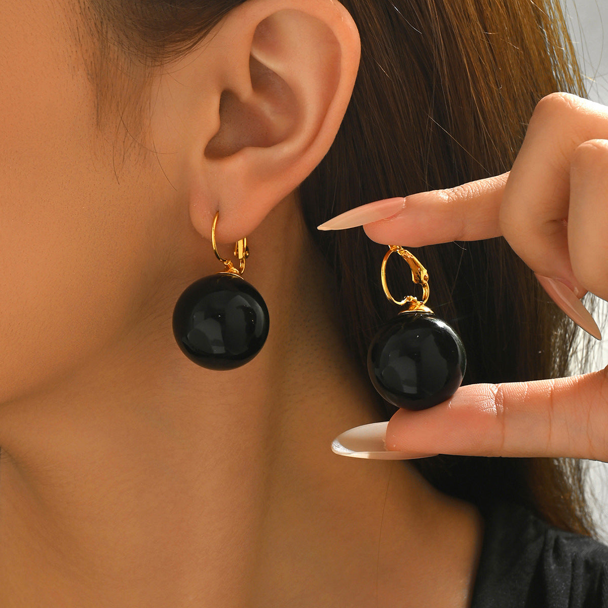 Orecchini geometrici minimalisti con intarsio di perle per donna, in lega di zinco, anallergici, a perno, eleganti, gioielli per tutti i giorni
