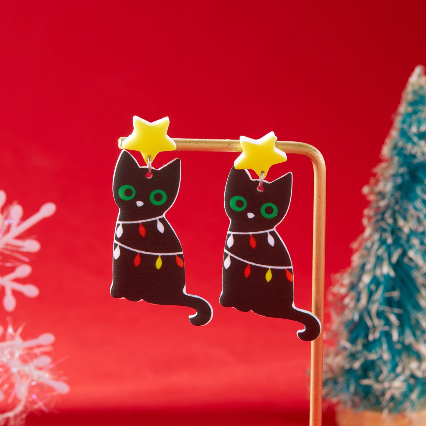 Orecchini natalizi in acrilico a forma di albero di Natale con motivi di Babbo Natale e fiocchi di neve per donna