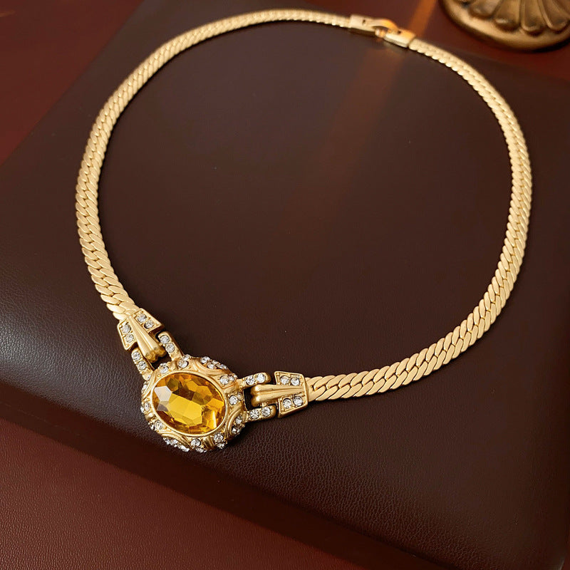Collana con Ciondolo Ovale Geometrico Vintage con Intarsio di Strass in Lega, Collana a Catena Snake per Donne