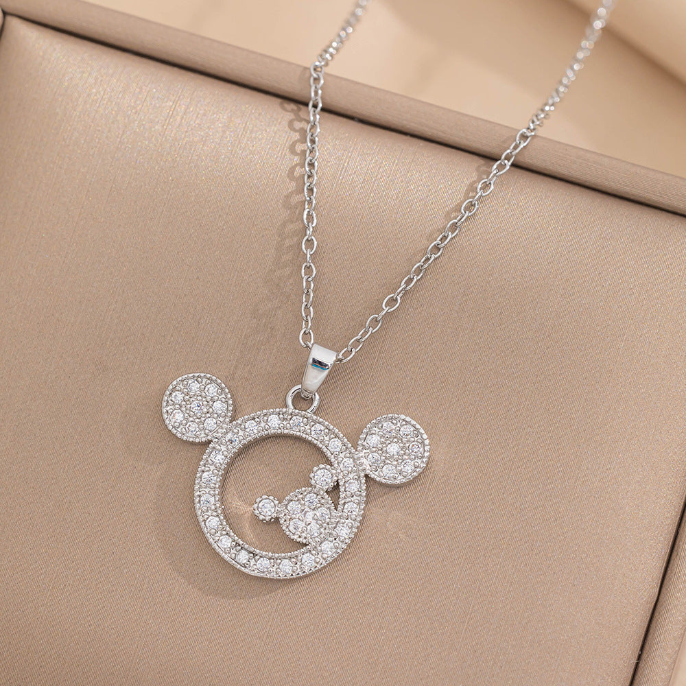 Collana girocollo minimalista da donna con ciondolo a topo in acciaio al titanio con intarsi in strass e finitura placcata su catena a O
