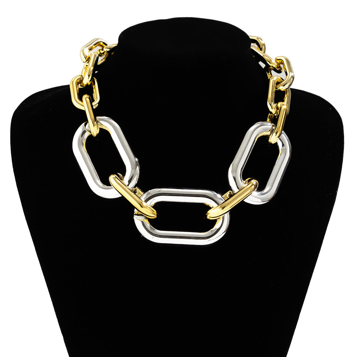 Punk Geometric Pendant Necklace for Women with Electroplated Metal O-Chain and Bold Chunky Design