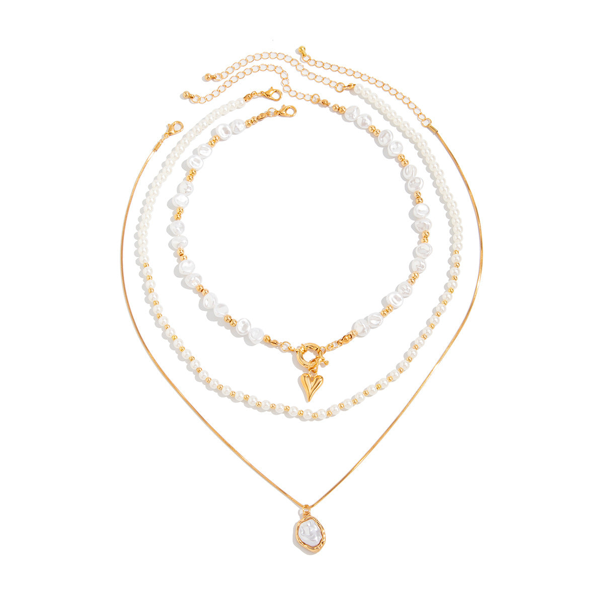 Minimalist Baroque Pearl Heart Necklace for Women with Alloy Pendant and Electroplated Finish, Multi-Layer Beaded Choker with Irregular Chain Design