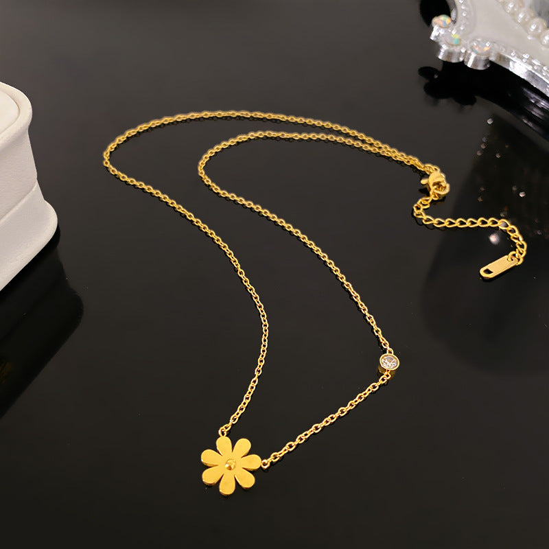 Gold Plated Titanium Steel Floral Pendant Necklace Unisex