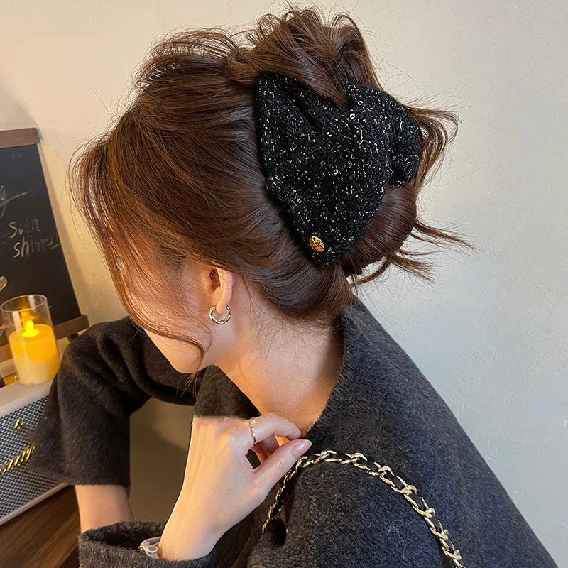 Pinza para el pelo elegante de acrílico y tela con diseño de triángulo para mujer, accesorio de moda minimalista de lujo
