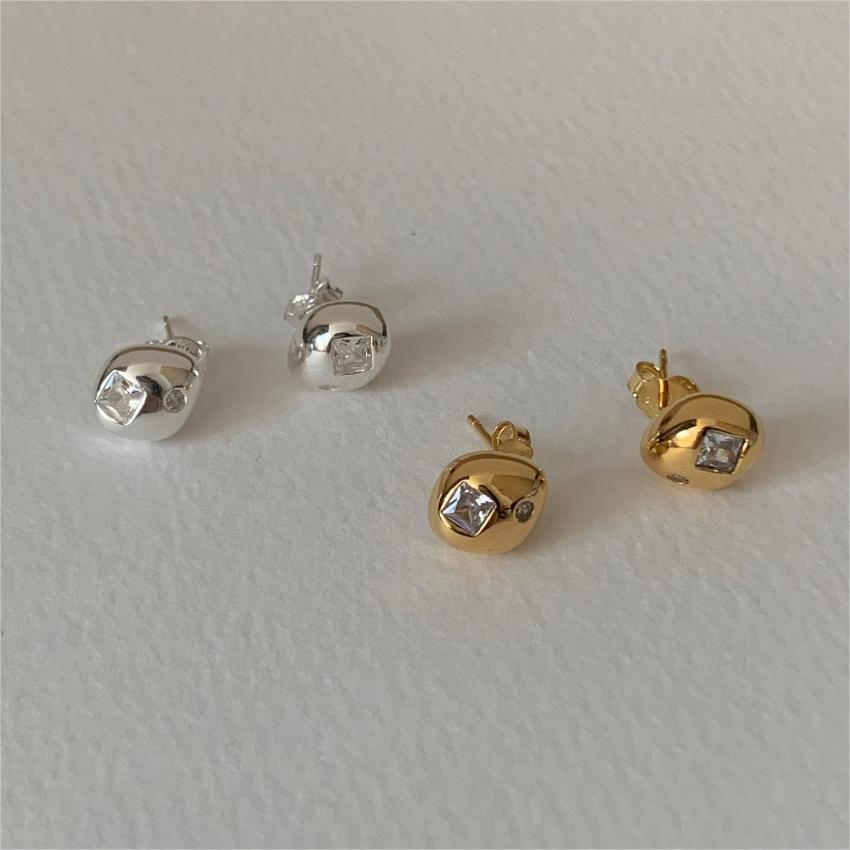Minimalist Letter-Shaped 925 Sterling Silver Stud Earrings with Rhinestone Inlay and Polished Finish