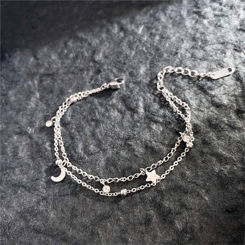 Original Design Geometric Four-Leaf Clover Roman Numeral Double-Layer Bracelet in Titanium Steel with Gold Plating
