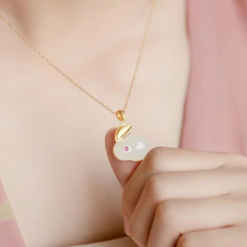 Original Design Rabbit Pendant Necklace for Women in Titanium Steel with Rhinestone Inlay on Wavy Chain, Minimalist Moonlight-Inspired Locket Necklace
