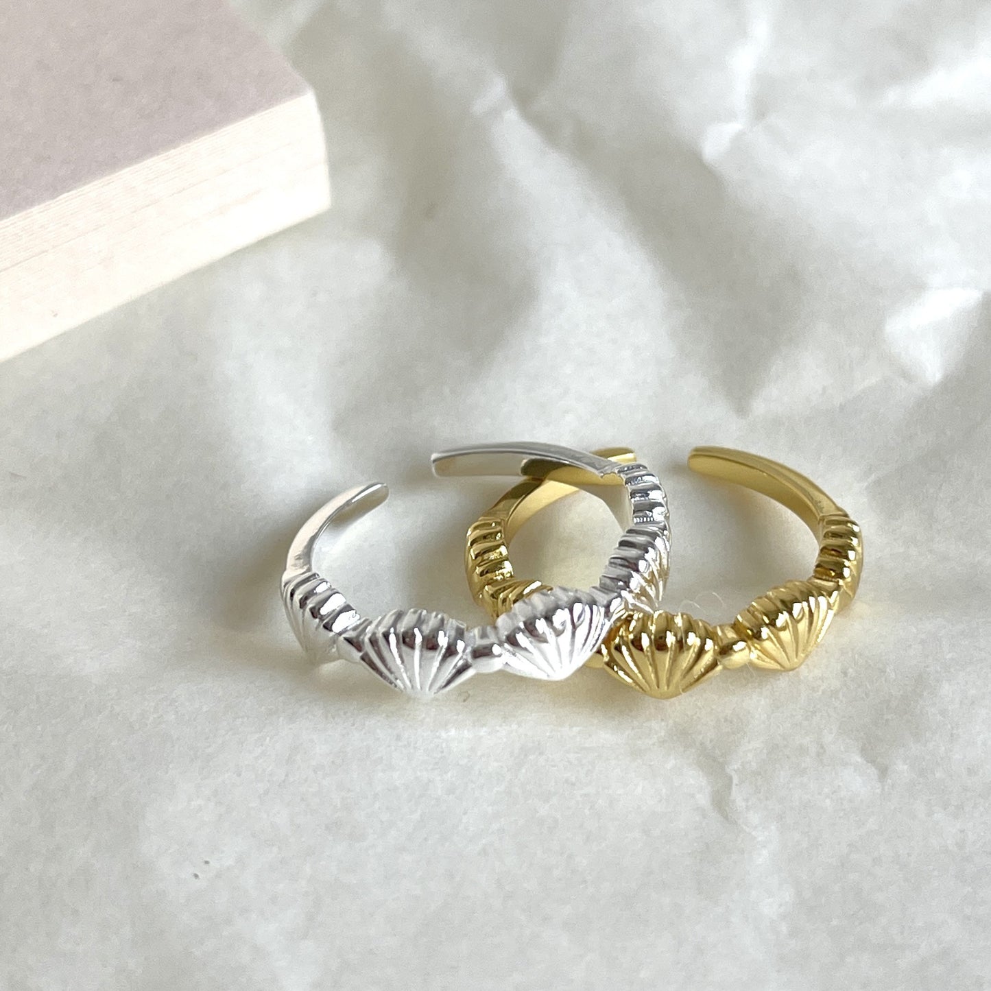 Minimalist Seashell-Shaped 925 Sterling Silver Ring for Women with Geometric Detail