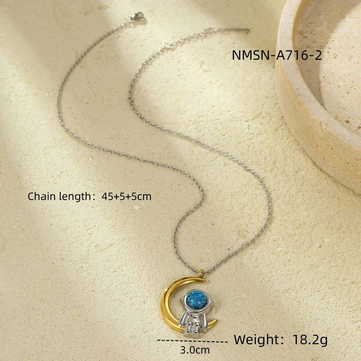 Collar con colgante de acero inoxidable en forma de astronauta creativo con motivos de estrellas y luna para mujer